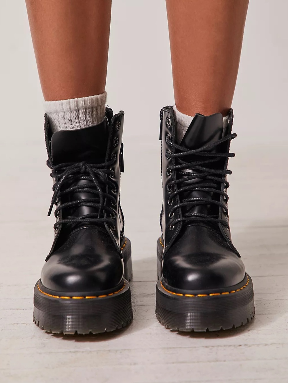 NWOT Dr. Martens Jadon Black Lace-Up Platform Boots Size 8 Women